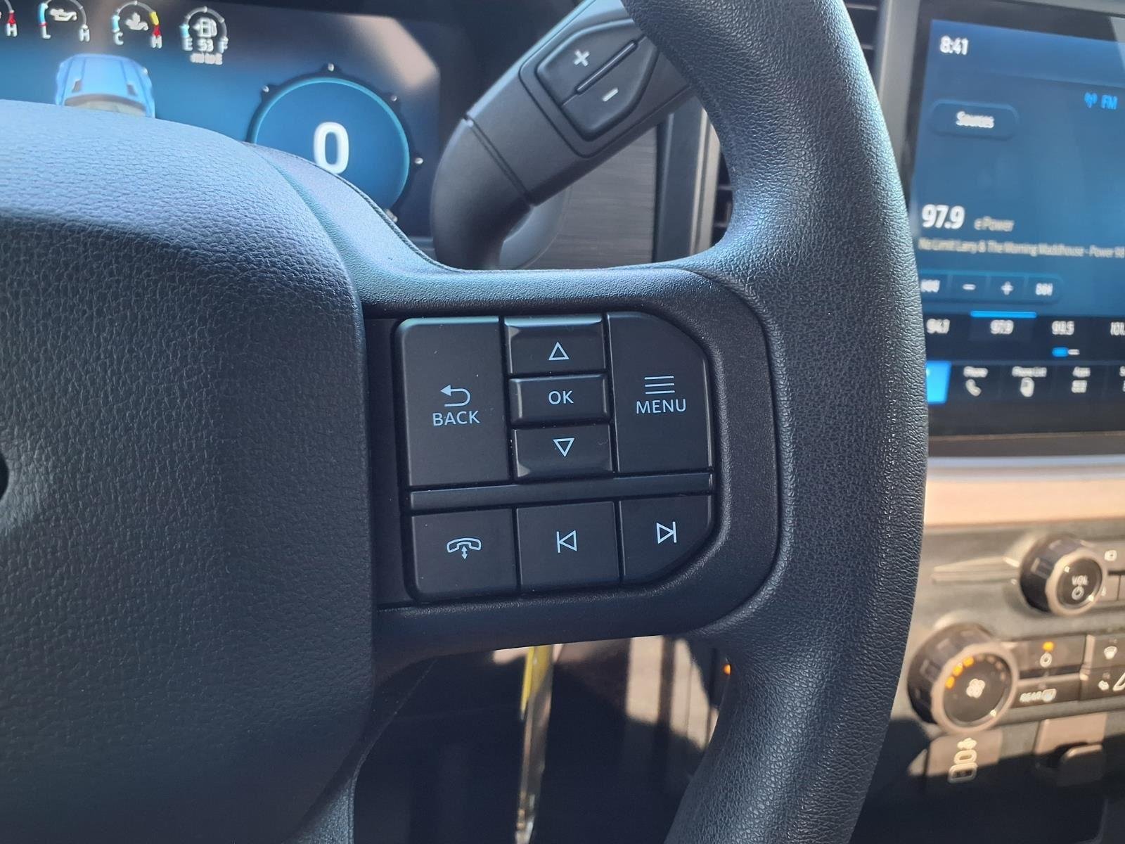 Used 2025 Blue Ford XL image 27