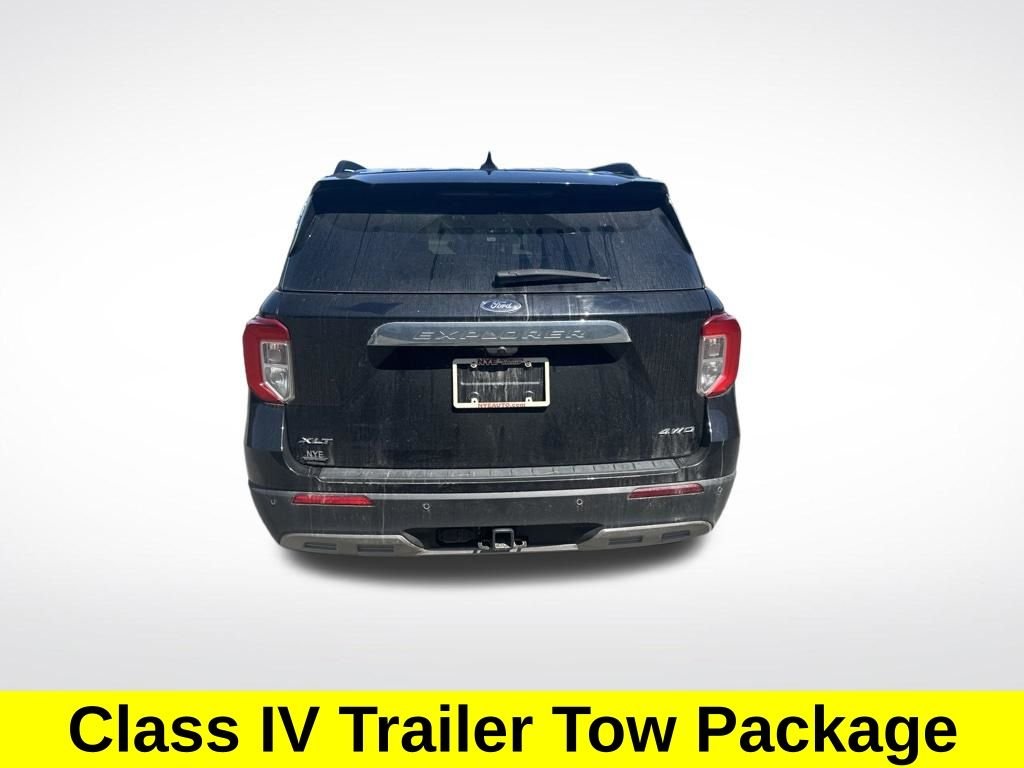 Used 2023 Black Metallic Ford XLT image 4