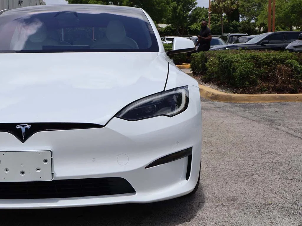 Used 2023 White Tesla Standard Range image 14