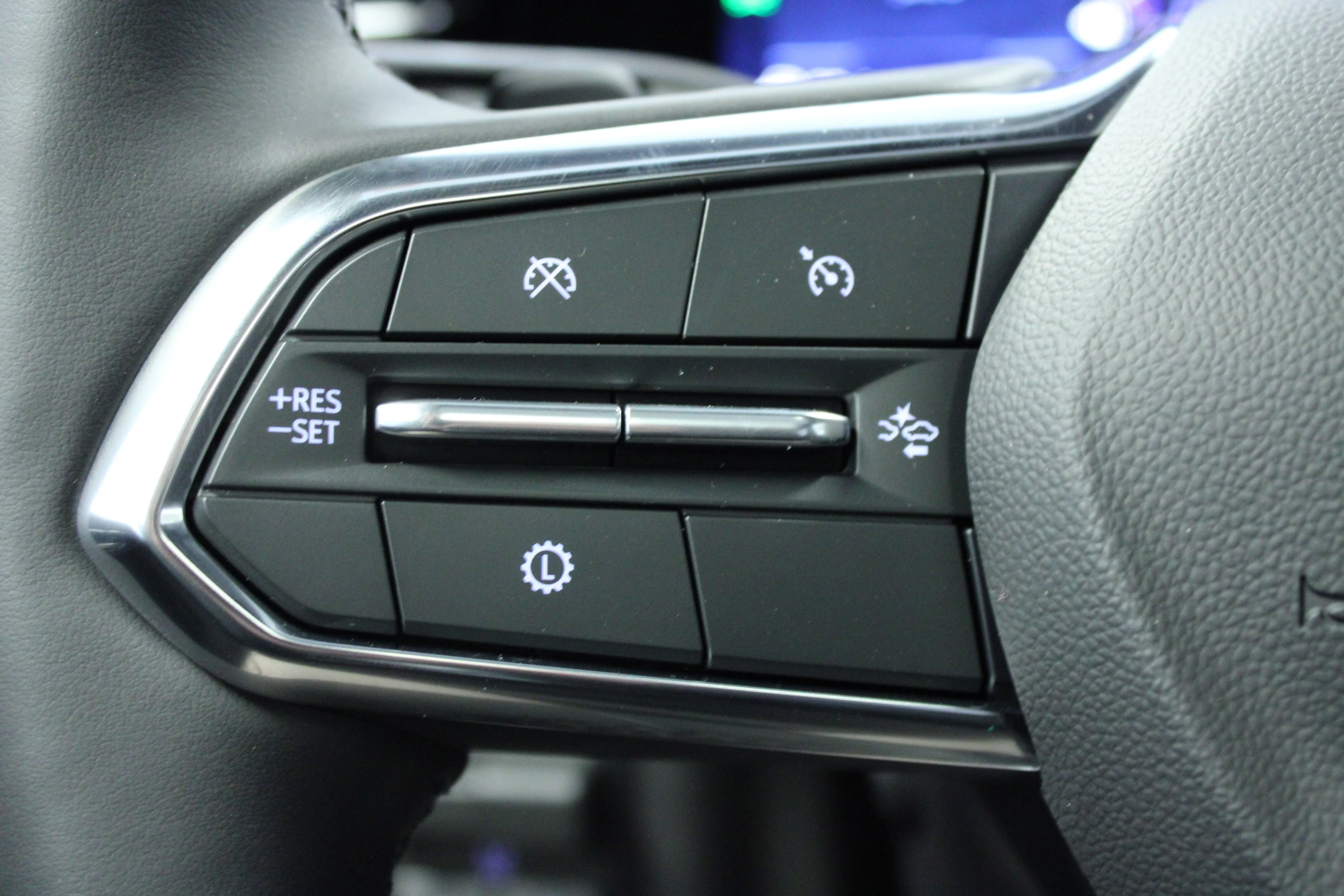 2026 Chevrolet Suburban High Country - Photo 21