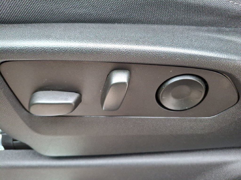 2023 Chevrolet Silverado 1500 RST - Photo 14