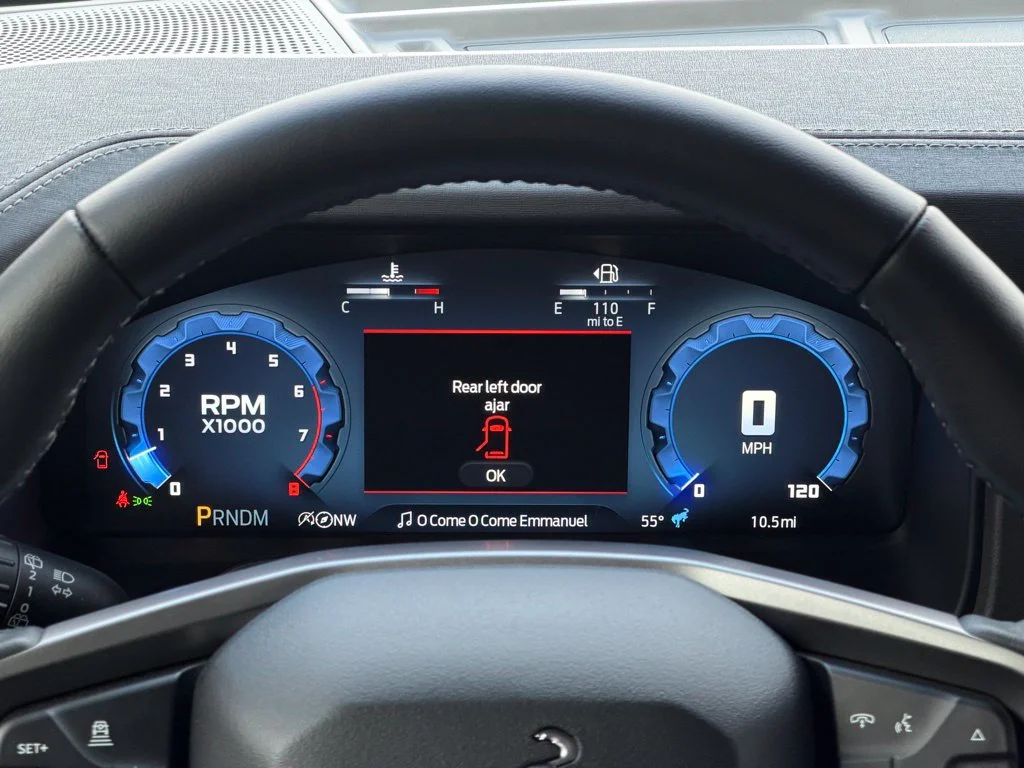 Used 2025 Blue Ford Badlands image 29