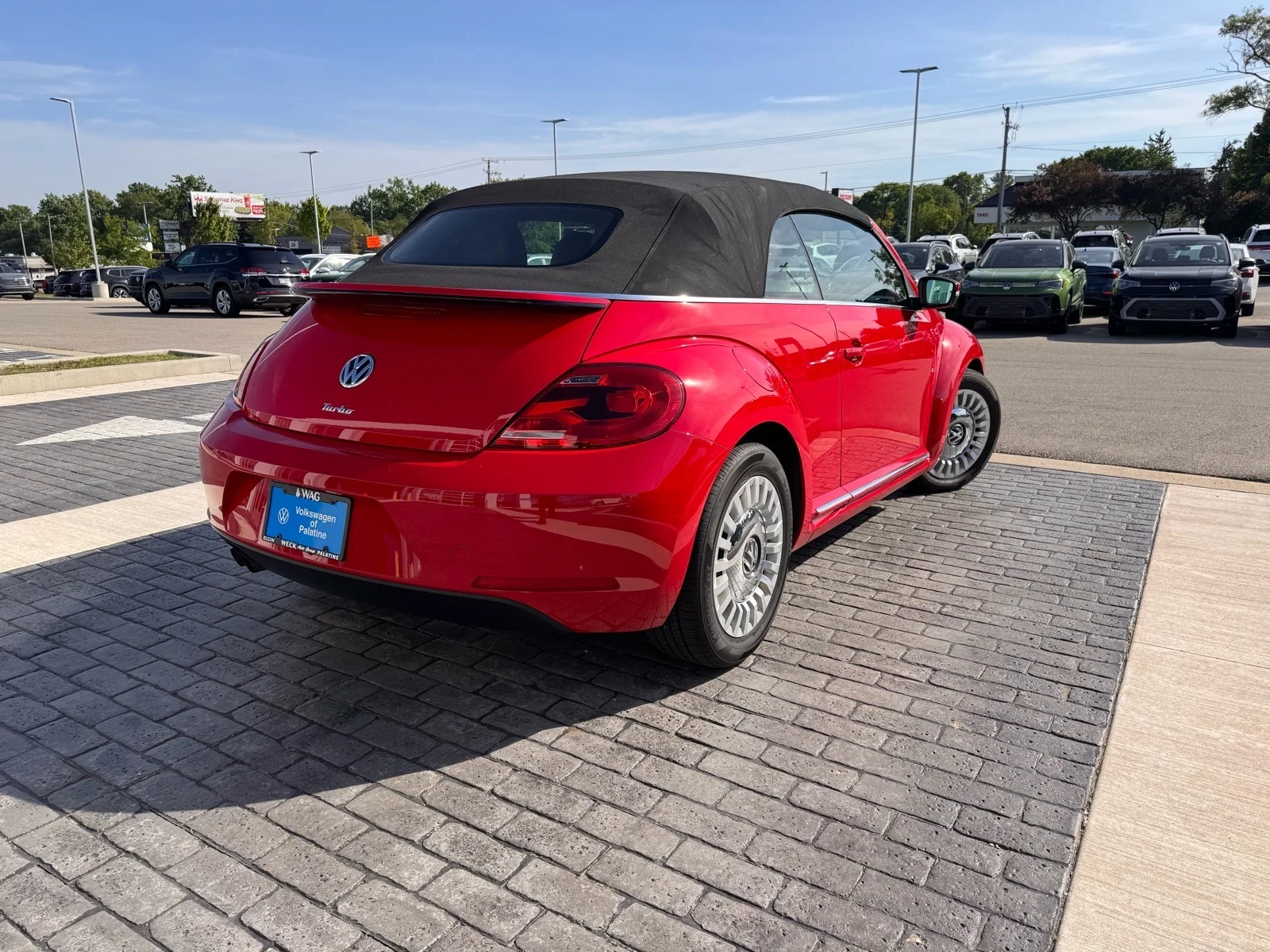 Used 2016 Tornado Red (g2sl) Volkswagen 2DR AUTO 1.8T S image 7