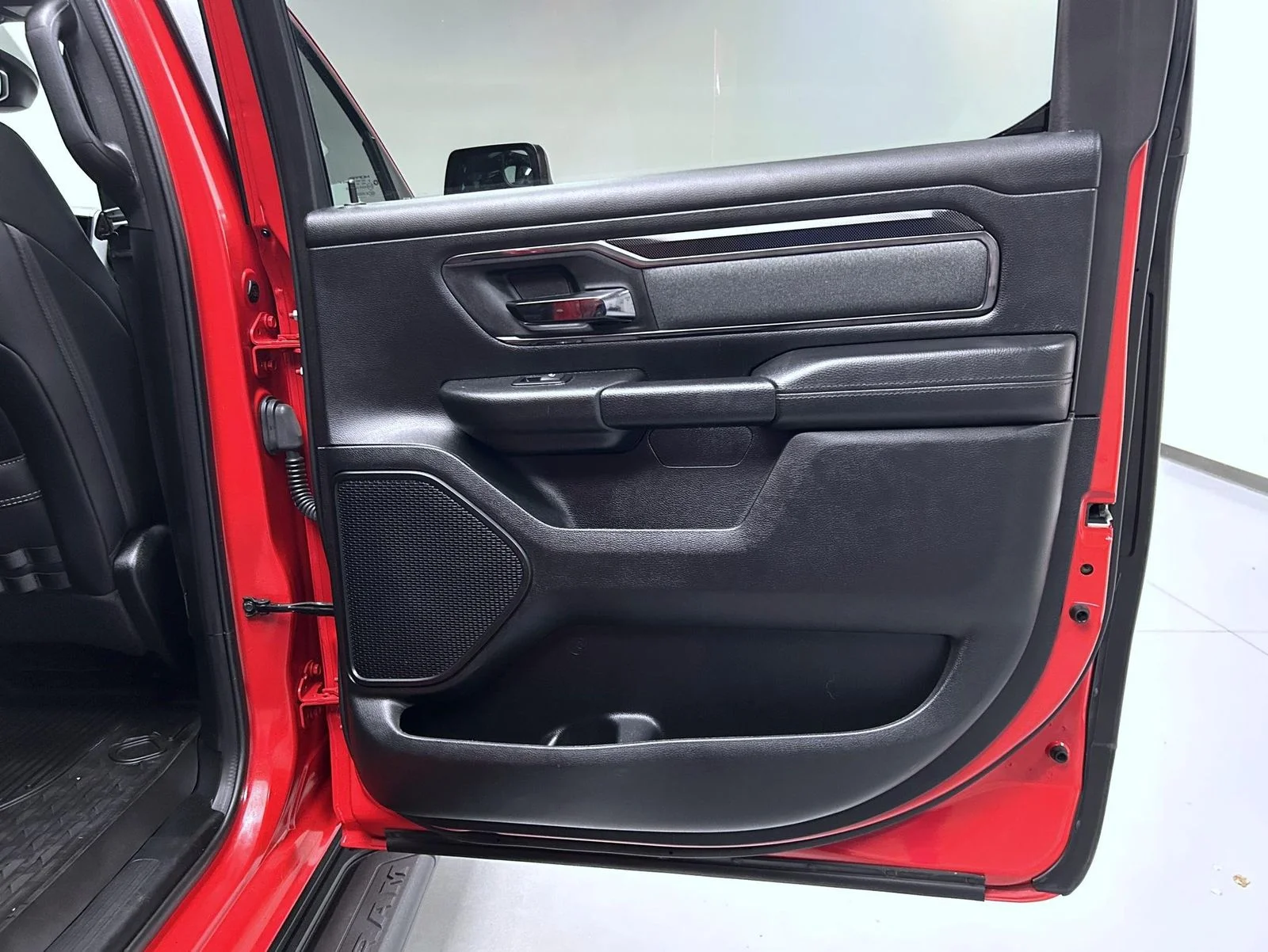 Used 2021 Red Ram Big Horn/Lone Star image 17