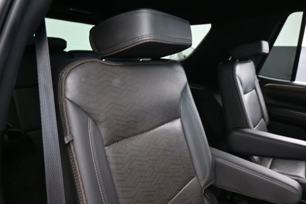 Used 2021 Black Chevrolet High Country image 49