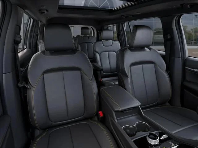 New 2026 Bright White Clear-Coat Exterior Paint Jeep  image 68