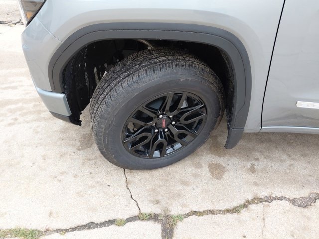 New 2026 Sterling Metallic GMC Elevation image 38