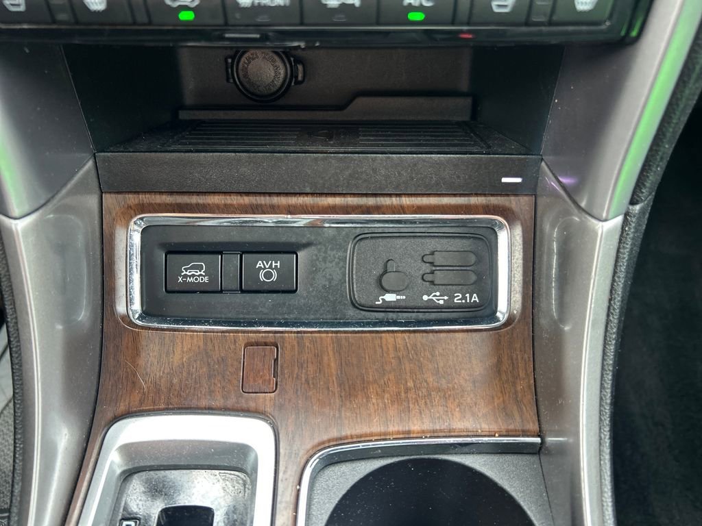 Used 2022 Silver Subaru Touring image 29