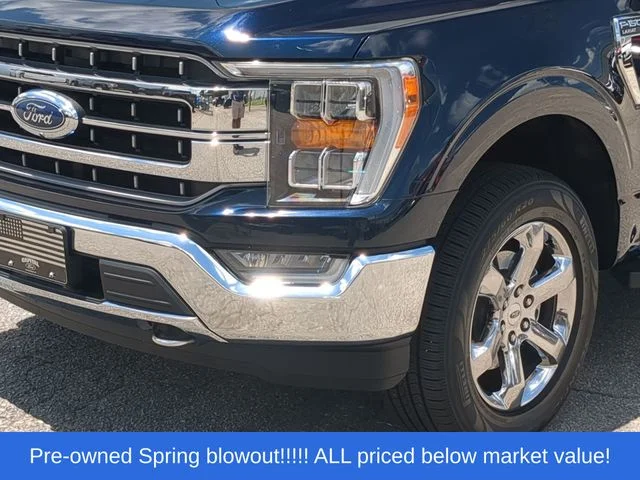 Used 2022 Blue Ford Lariat image 17