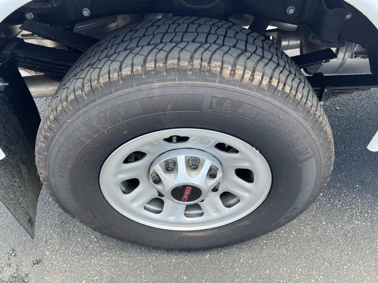 2025 GMC Sierra 3500HD Pro - Photo 12