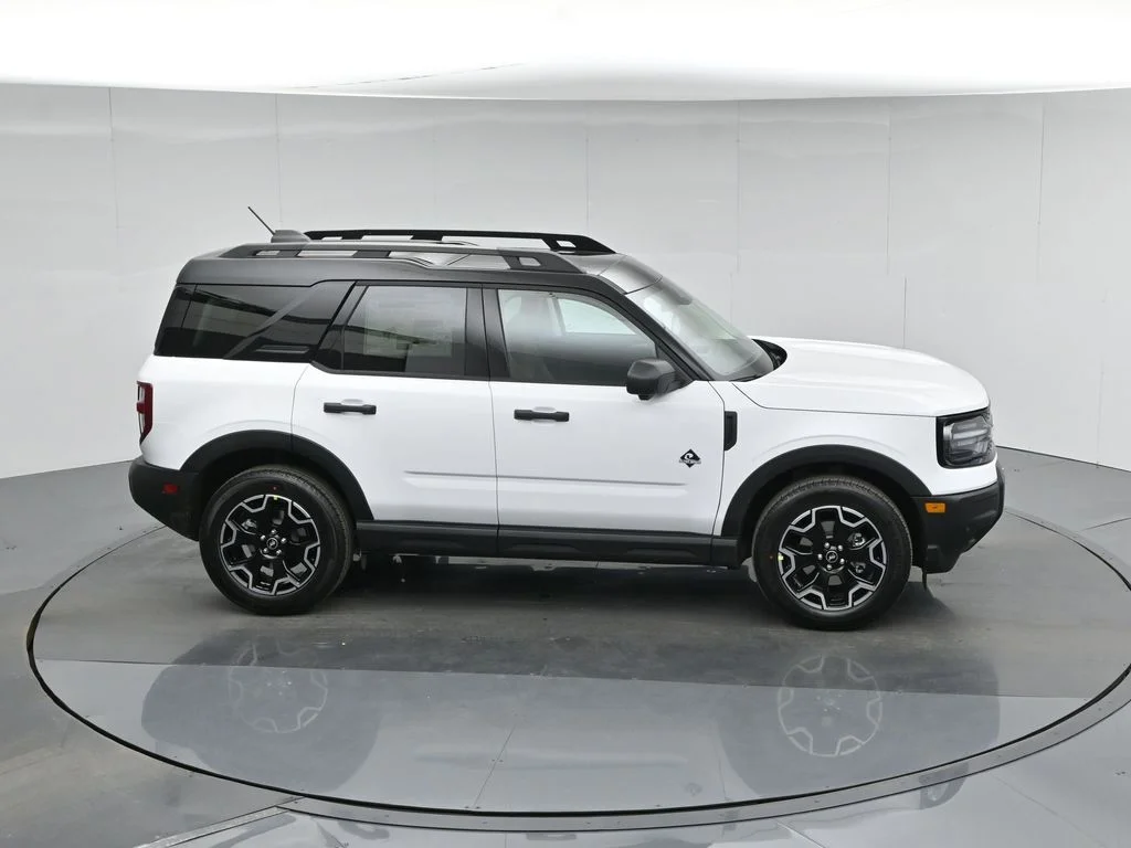 New 2026 Oxford White Ford Outer Banks image 58