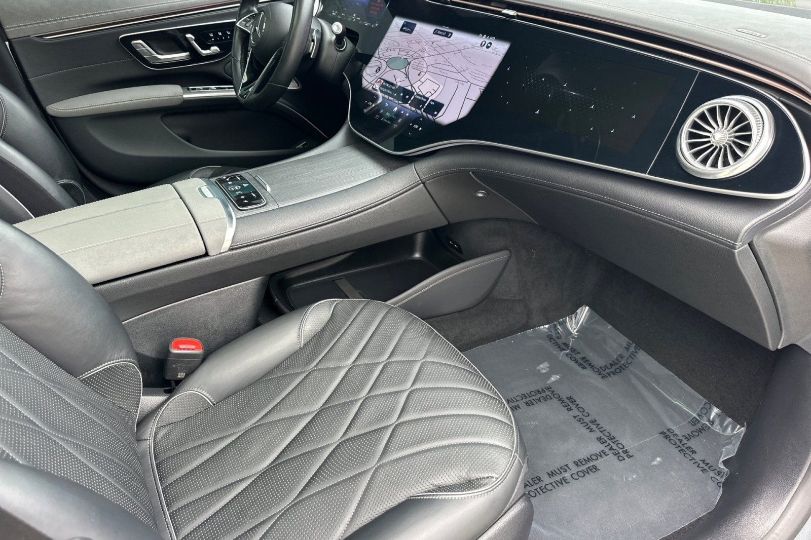 Used 2022 SELENITE GREY MAGNO Mercedes-Benz EQS 580 image 16