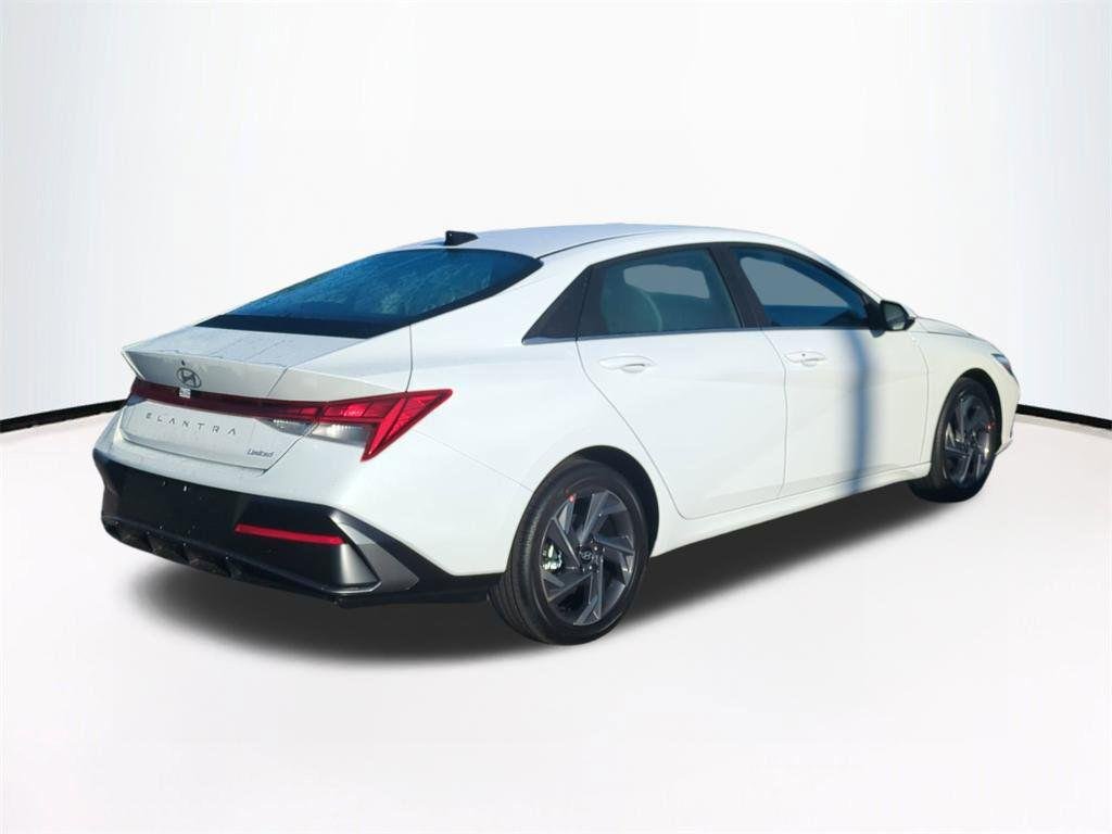New 2026 White Hyundai Limited image 5