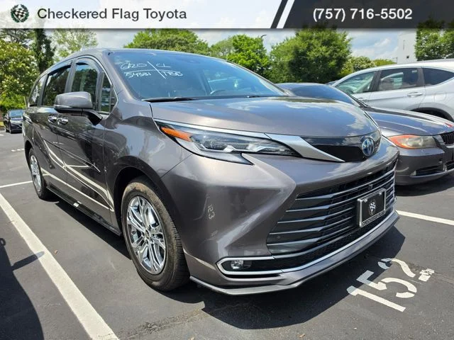 Used 2023 Predawn Gray Mica Toyota Platinum image 3