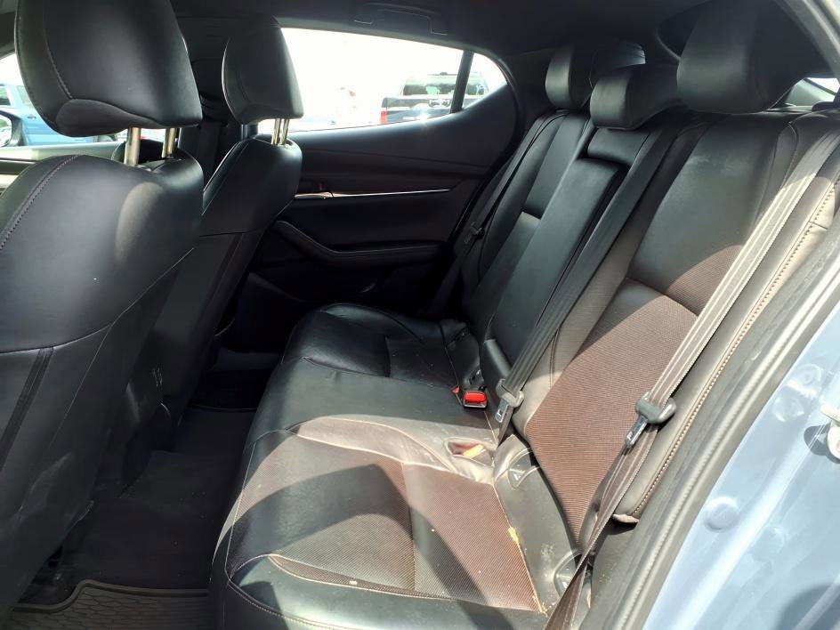 Used 2021 Polymetal Gray Metallic Mazda Premium image 11