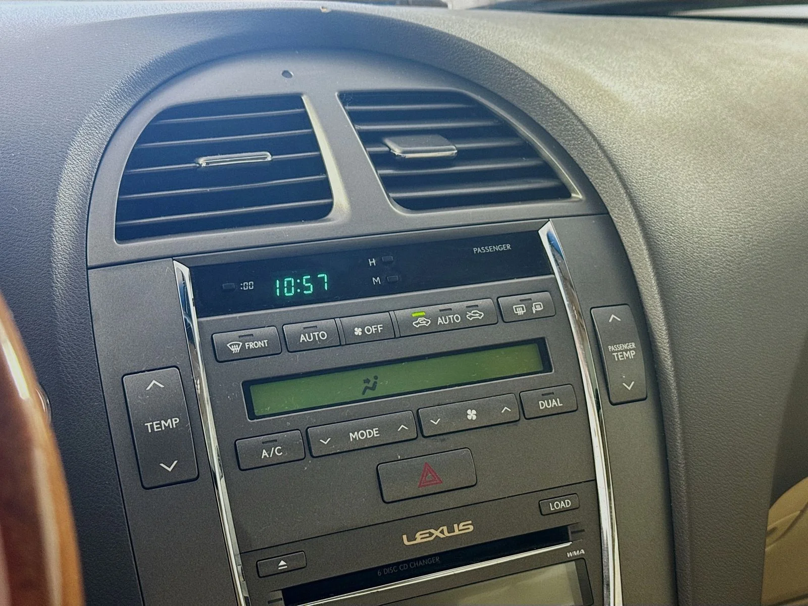 Used 2009 Beige Lexus 350 image 11