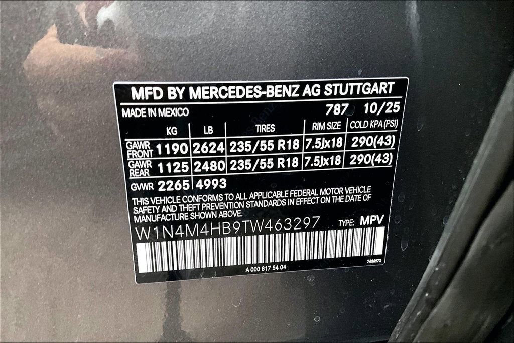 New 2026 Mountain Grey Metallic Mercedes-Benz GLB 250 image 28
