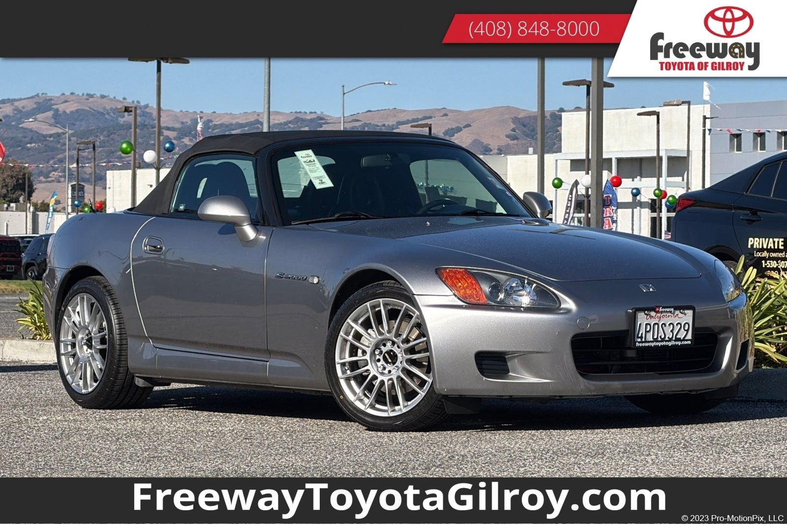 Used 2001  Honda Base image 1