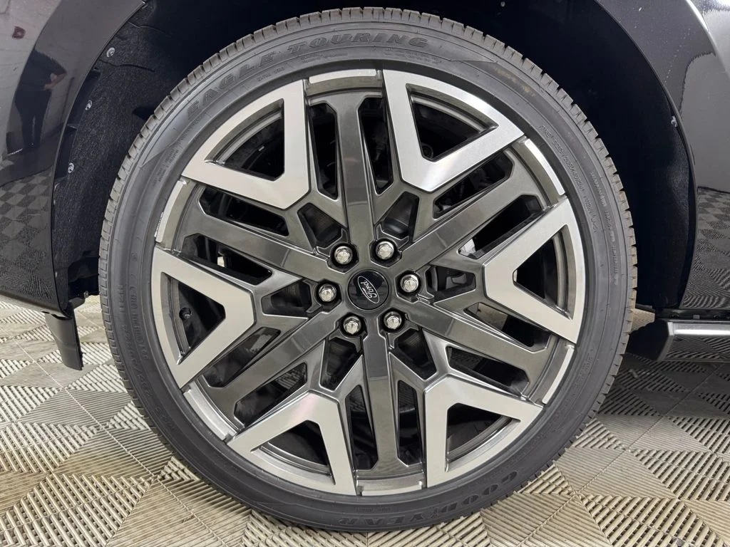 New 2026 Black Ford Platinum image 18