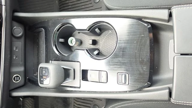 Used 2023 Gun Metallic Nissan SV image 9