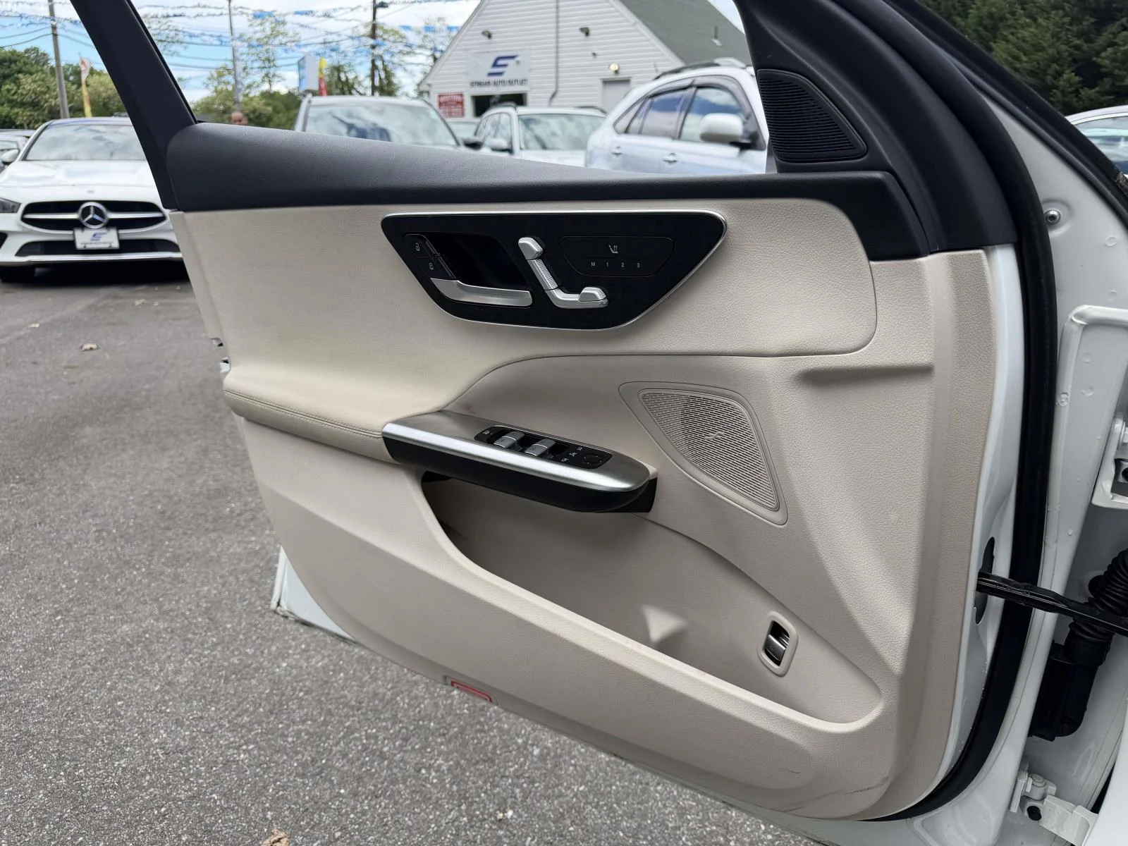Used 2025 White Mercedes-Benz C 300 image 18