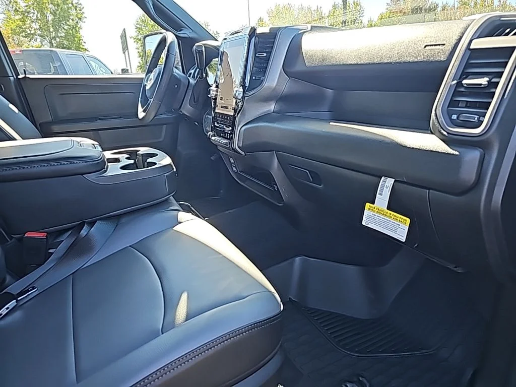 2026 RAM 2500 Tradesman - Photo 9