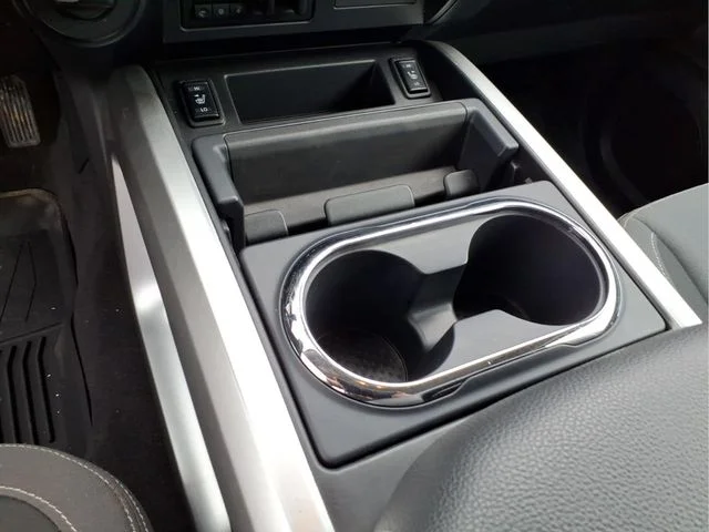 Used 2023 Gray Nissan SV image 28