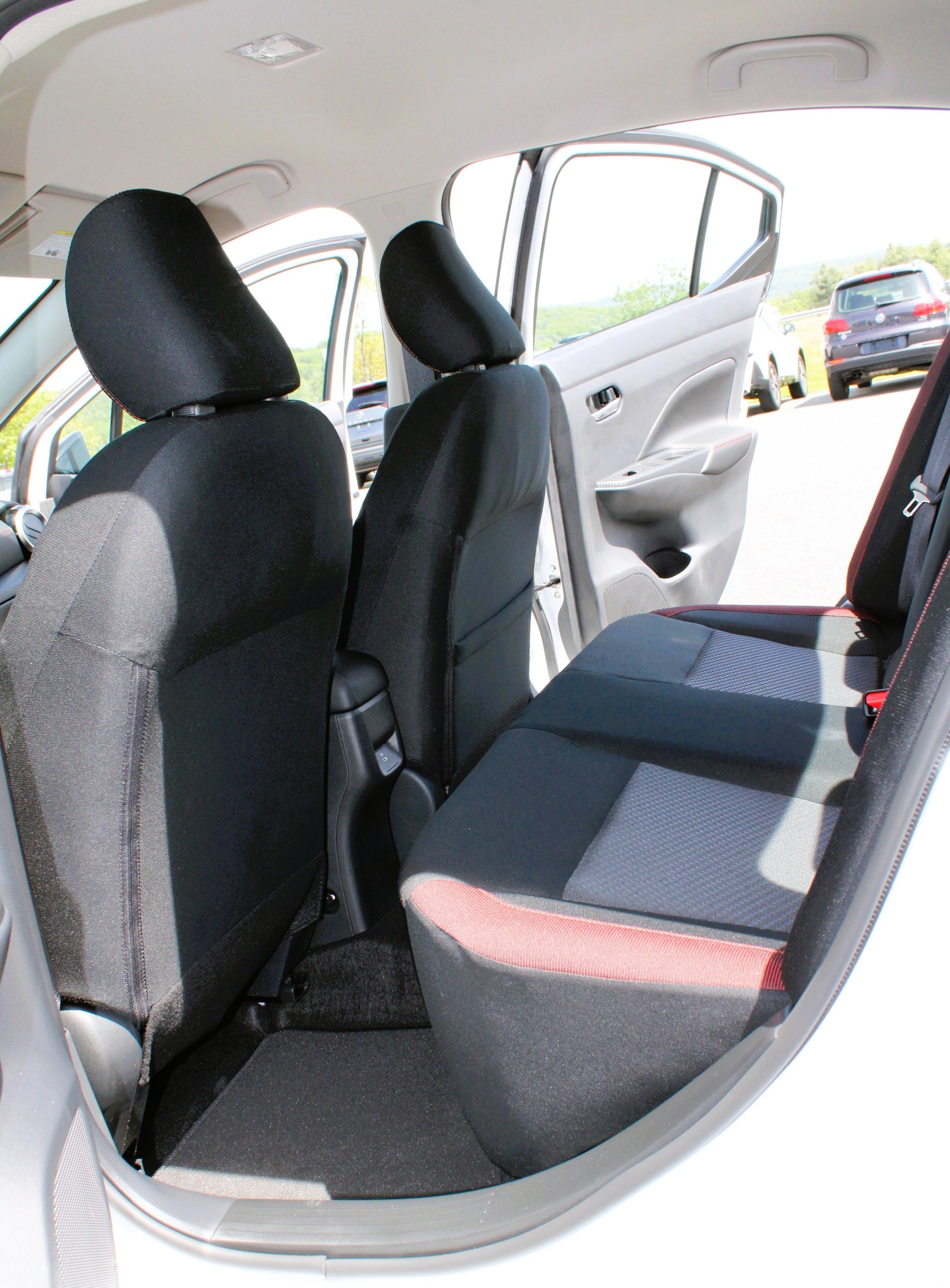 Used 2025 Aspen White Tricoat Nissan SR image 21
