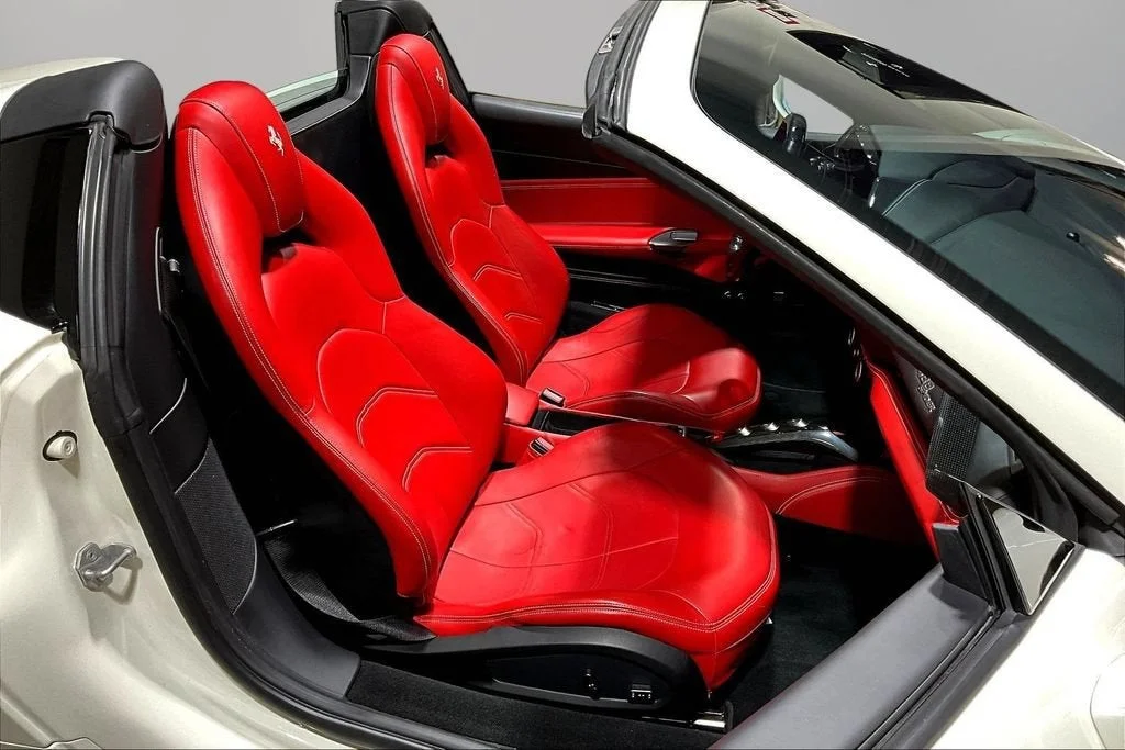 Used 2019 Bianco Avus Ferrari  image 23