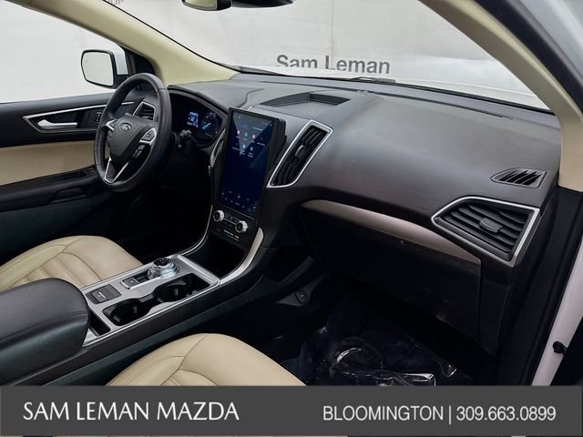 Used 2024 White Ford SEL image 28