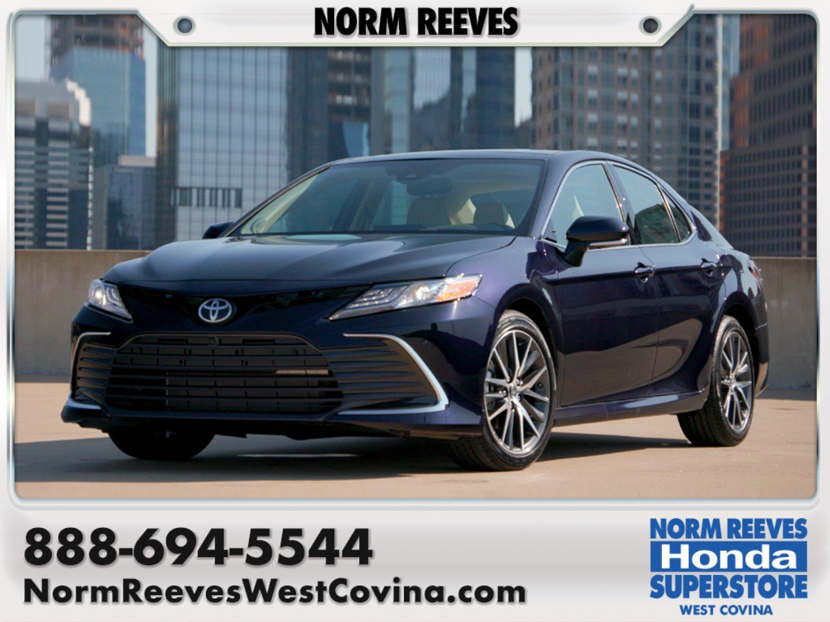 2022 Toyota Camry XSE's photo