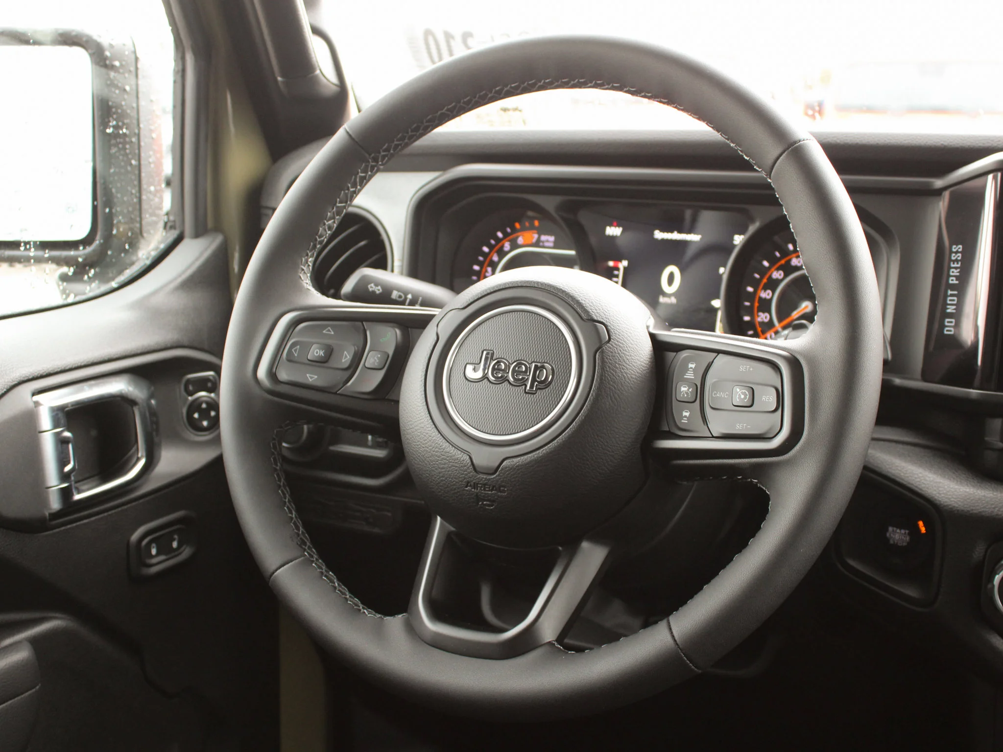 Used 2025 41 Jeep Sport S* 4 Door 4x4, Alpine Audio, Safety Group, Remote Start, Heated Seats image 15