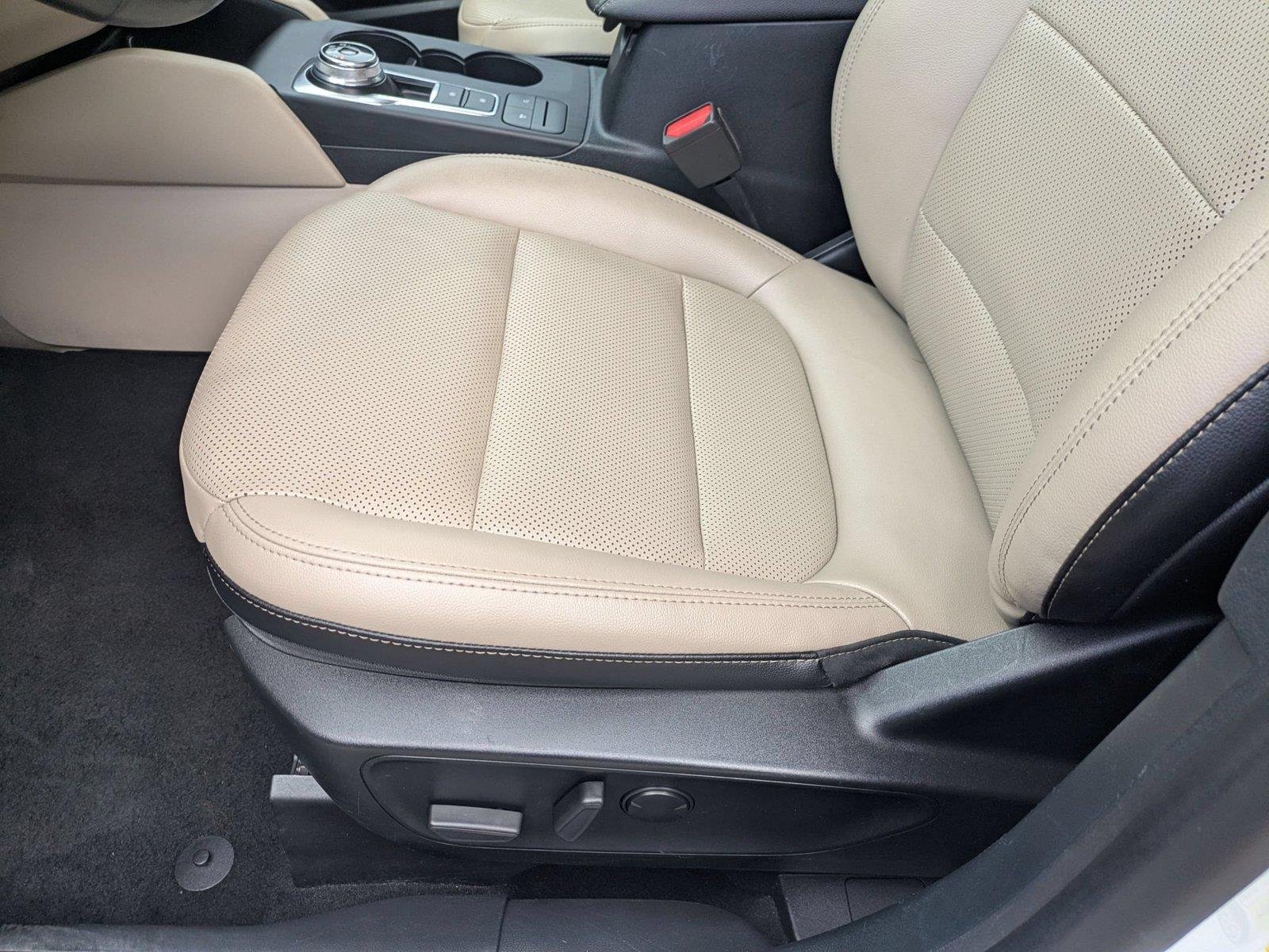 Used 2021 Star White Metallic Tri-Coat FORD  image 15