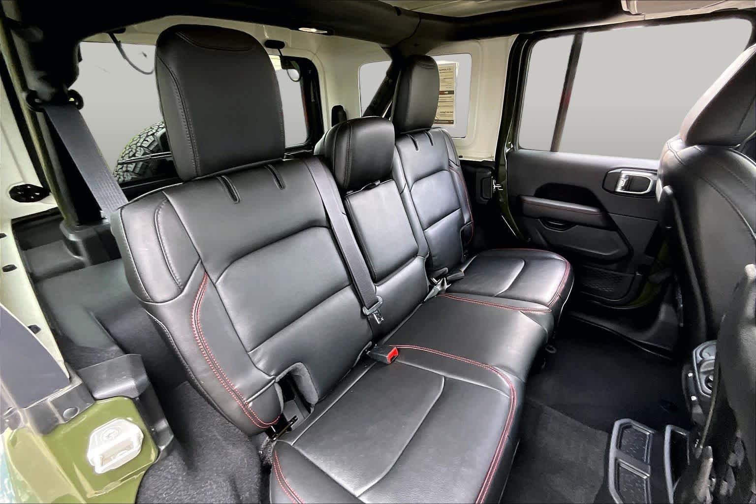 Used 2023 Sarge Green Clearcoat Jeep Rubicon image 18