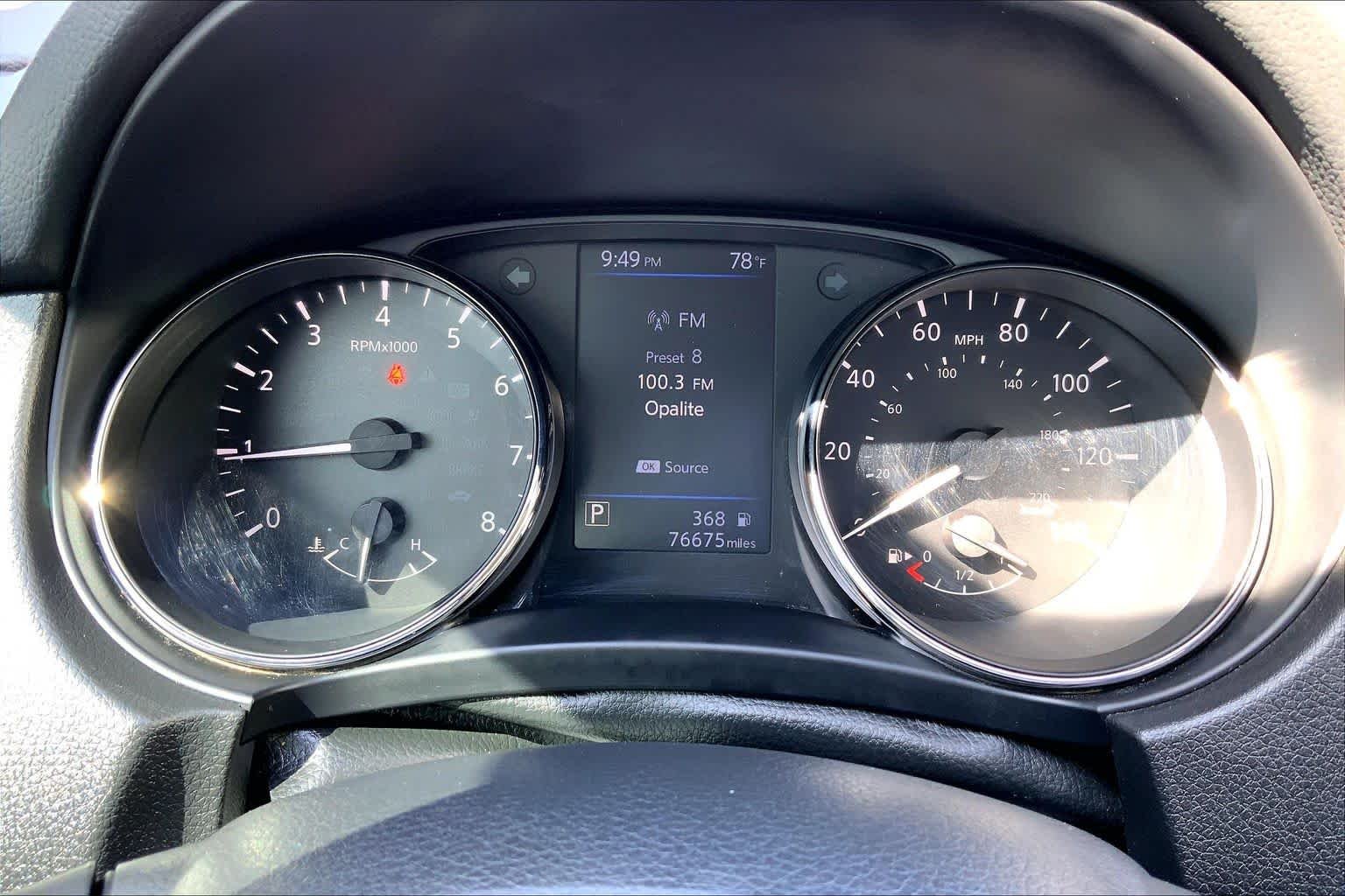 Used 2020 Magnetic Black Pearl Nissan S image 24