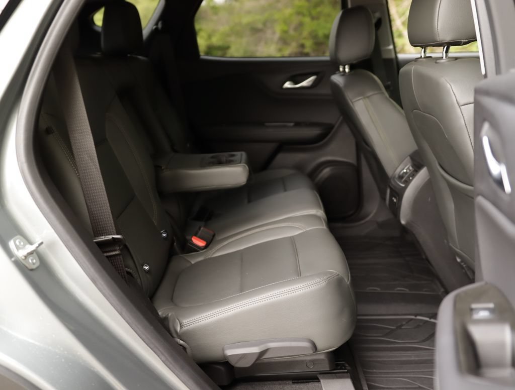 Used 2024 Sterling Gray Metallic Chevrolet 2LT image 29
