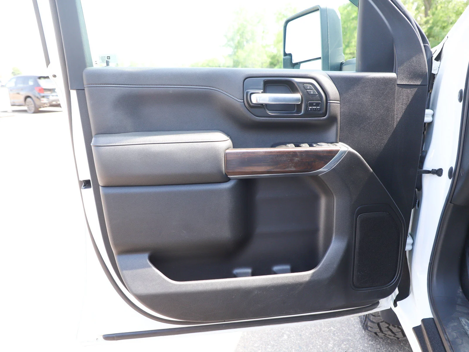 Used 2022 Summit White GMC SLT image 20