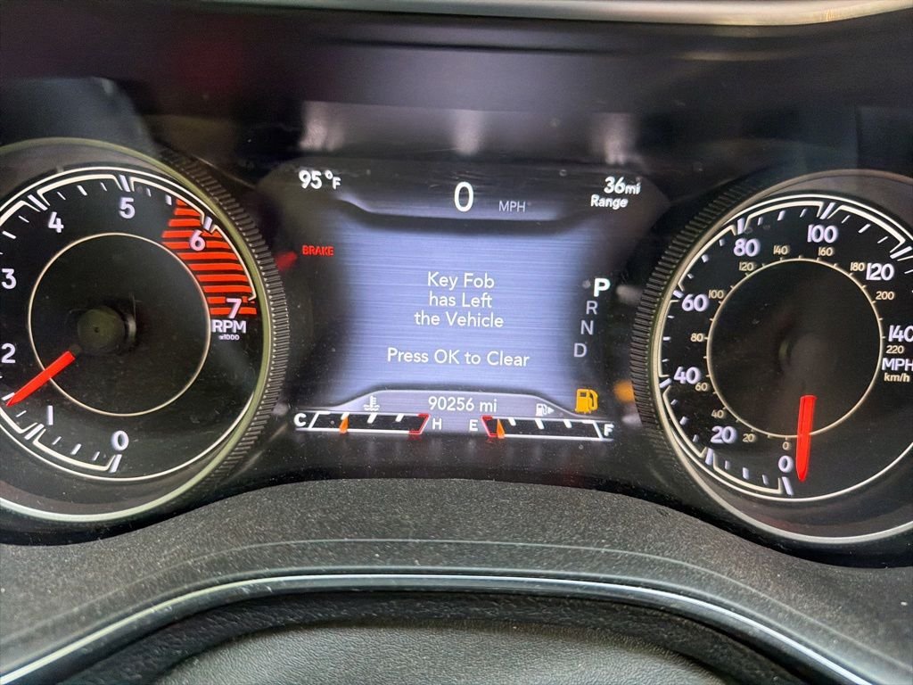 Used 2019 Gray Jeep Limited image 9