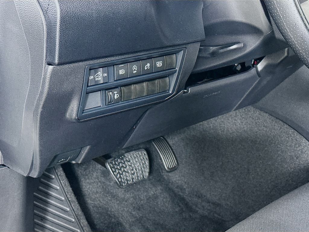 Used 2026 White Toyota SR5 image 10
