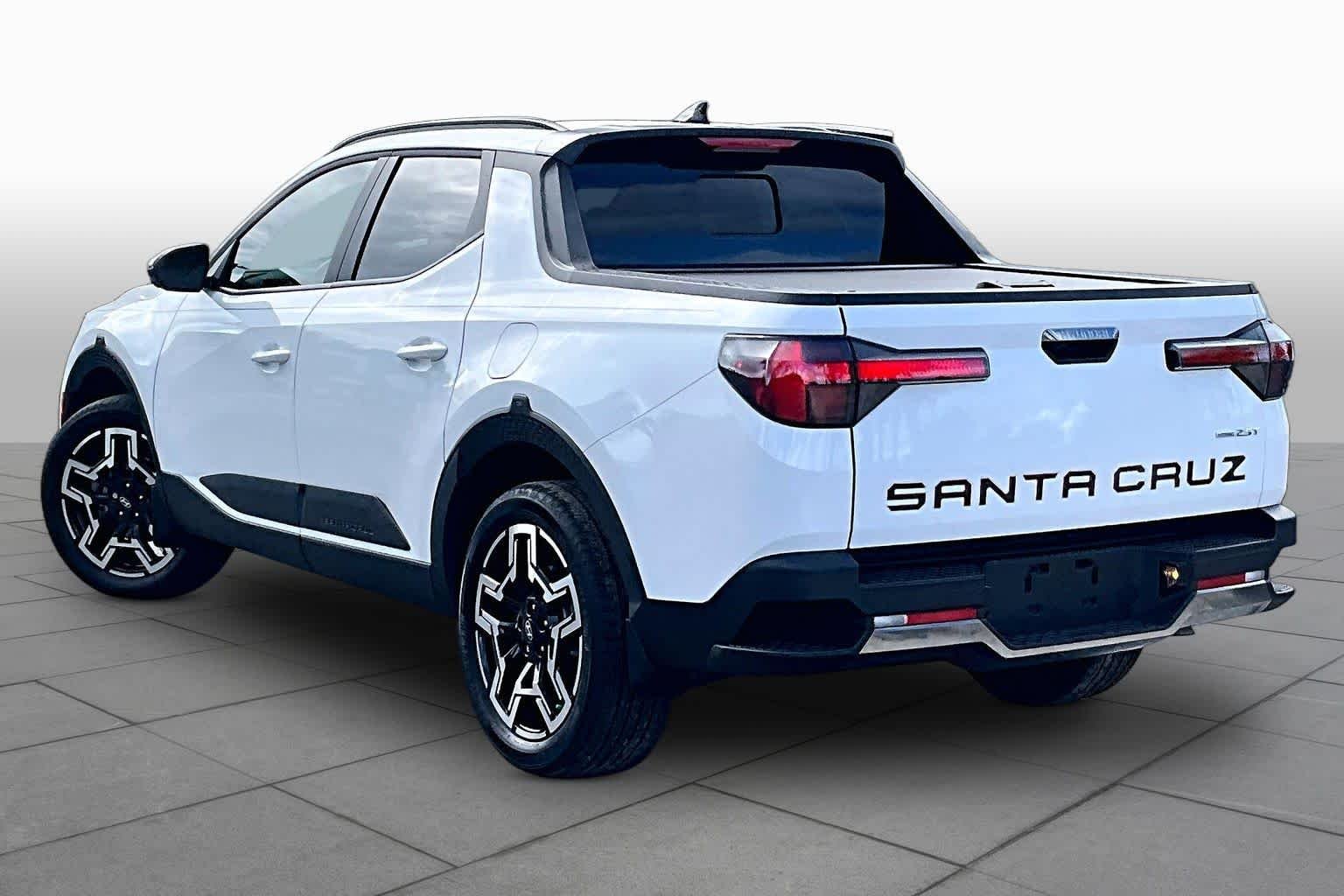 Used 2025 Atlas White Hyundai Limited image 12