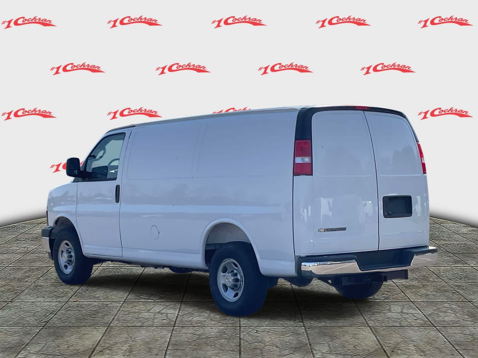 New 2026 Summit White Chevrolet WT image 5