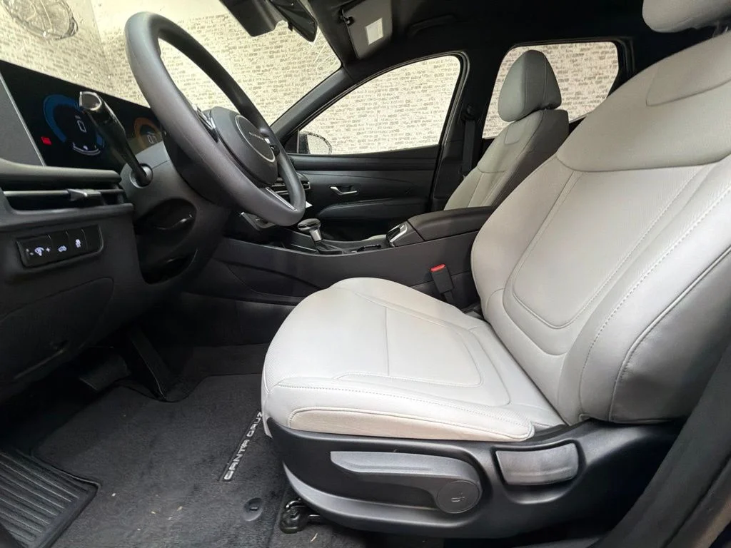 New 2027 Phantom Black Hyundai SE image 23