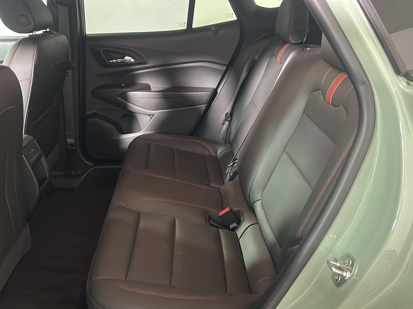 Used 2024 Cacti Green Chevrolet 2RS image 15