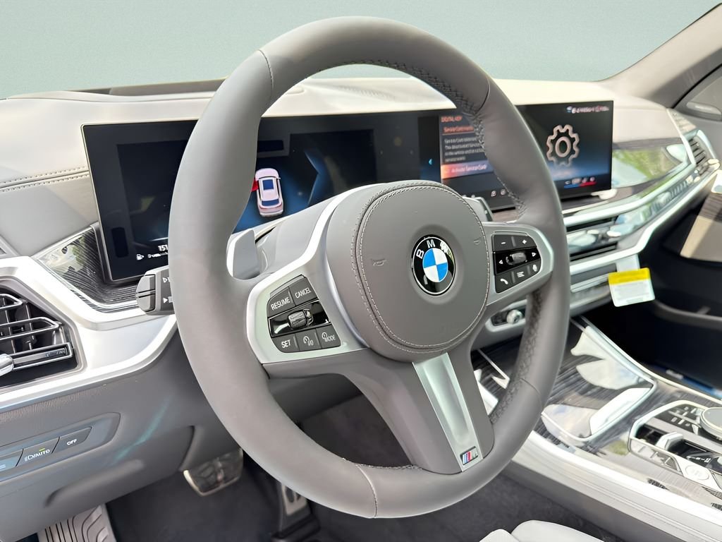 New 2026 Mineral White Metallic BMW sDrive40i image 11