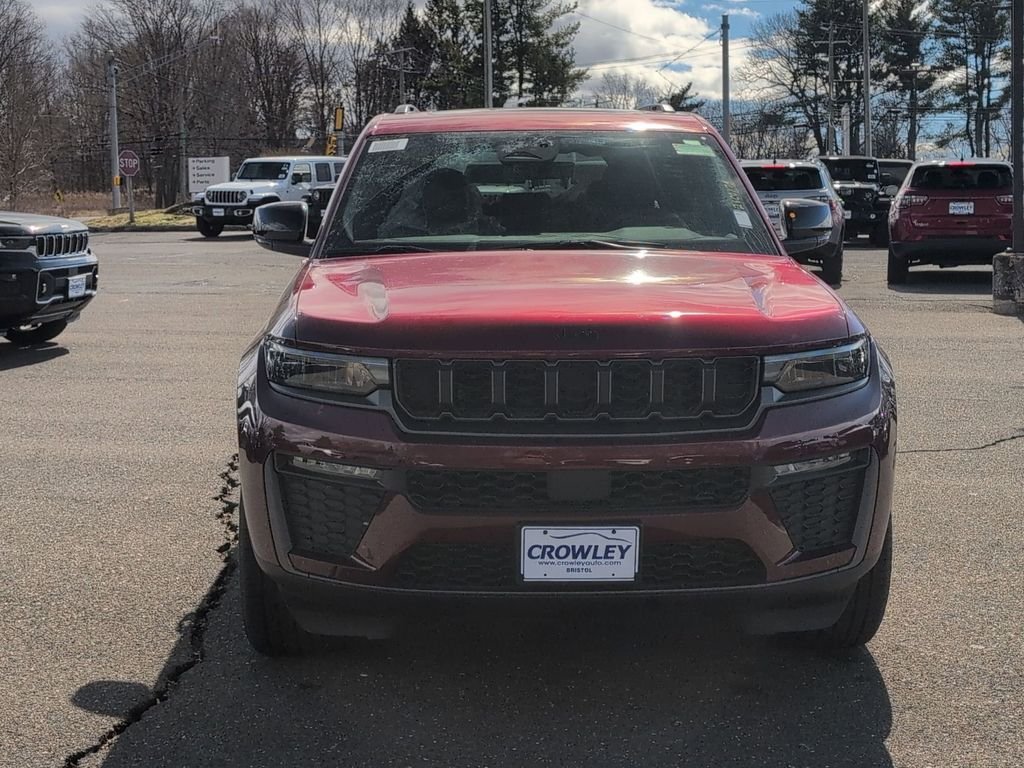 New 2026 Velvet Red Pearl-Coat Exterior Paint Jeep Limited image 8