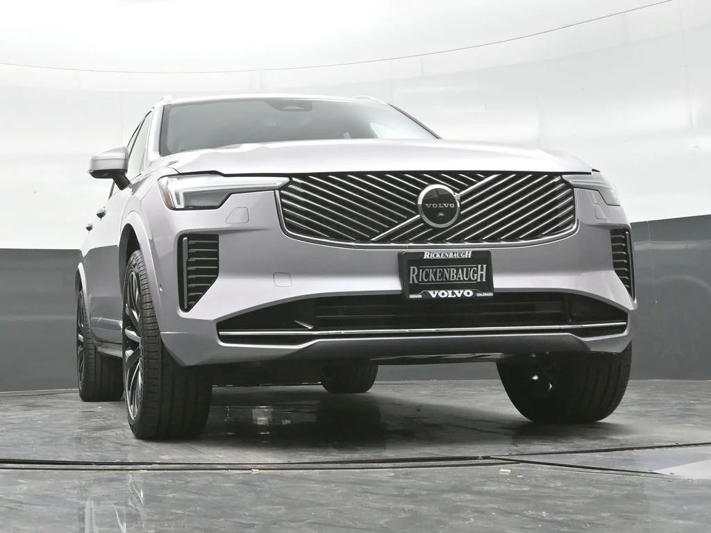 New 2026 Aurora Silver Volvo Plus image 30