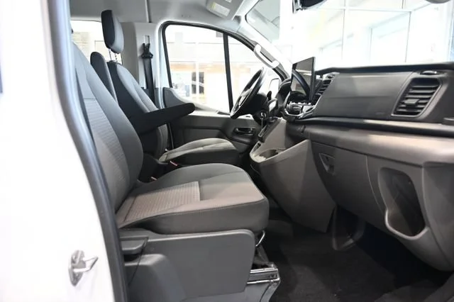 2024 Ford Transit Passenger Van XLT - Photo 11
