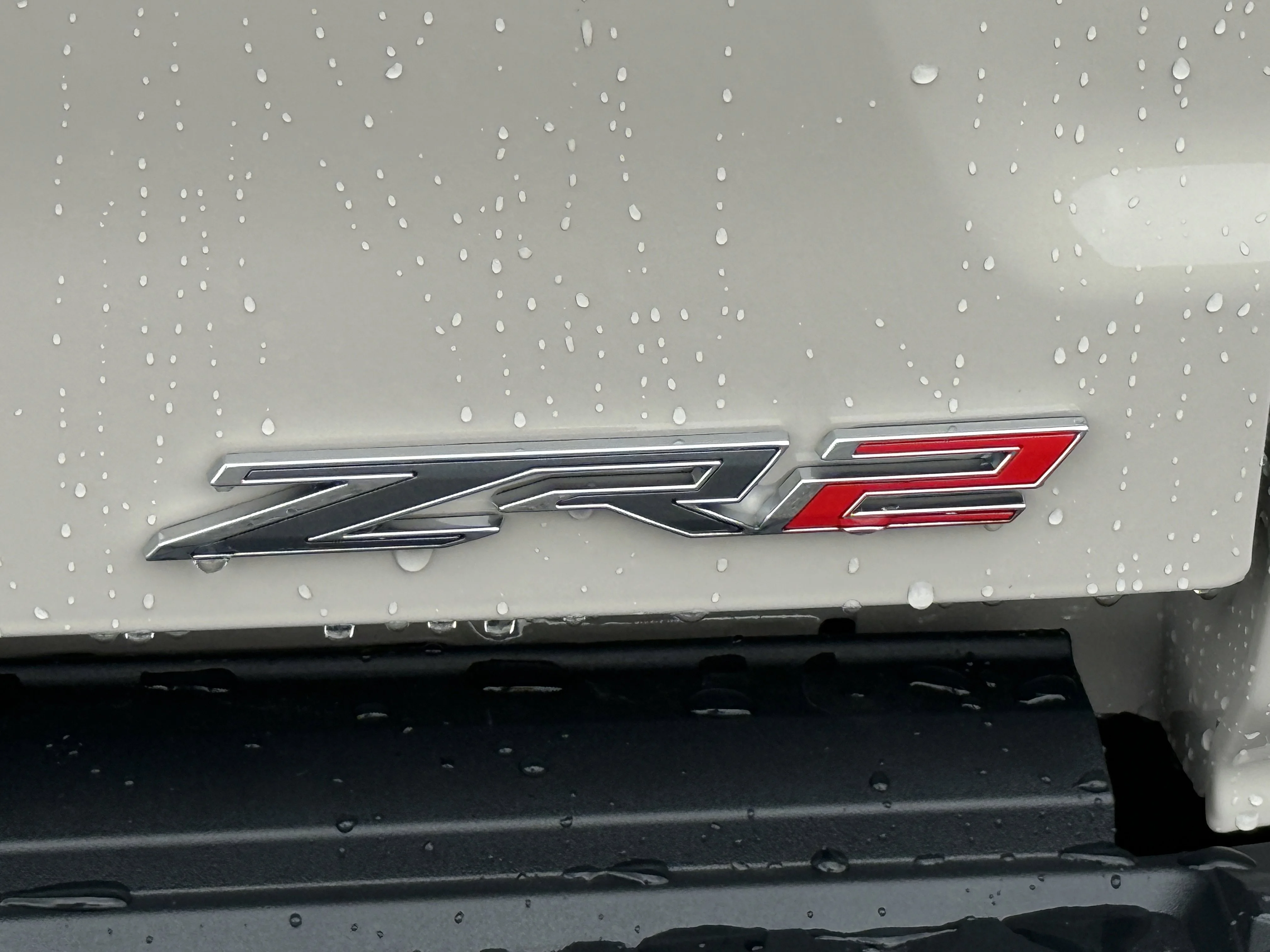 2026 Chevrolet Colorado ZR2 - Photo 10
