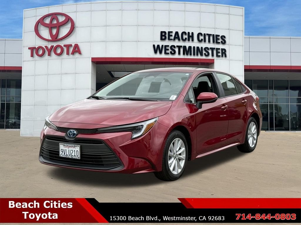 2025 Toyota Corolla LE - Photo 6