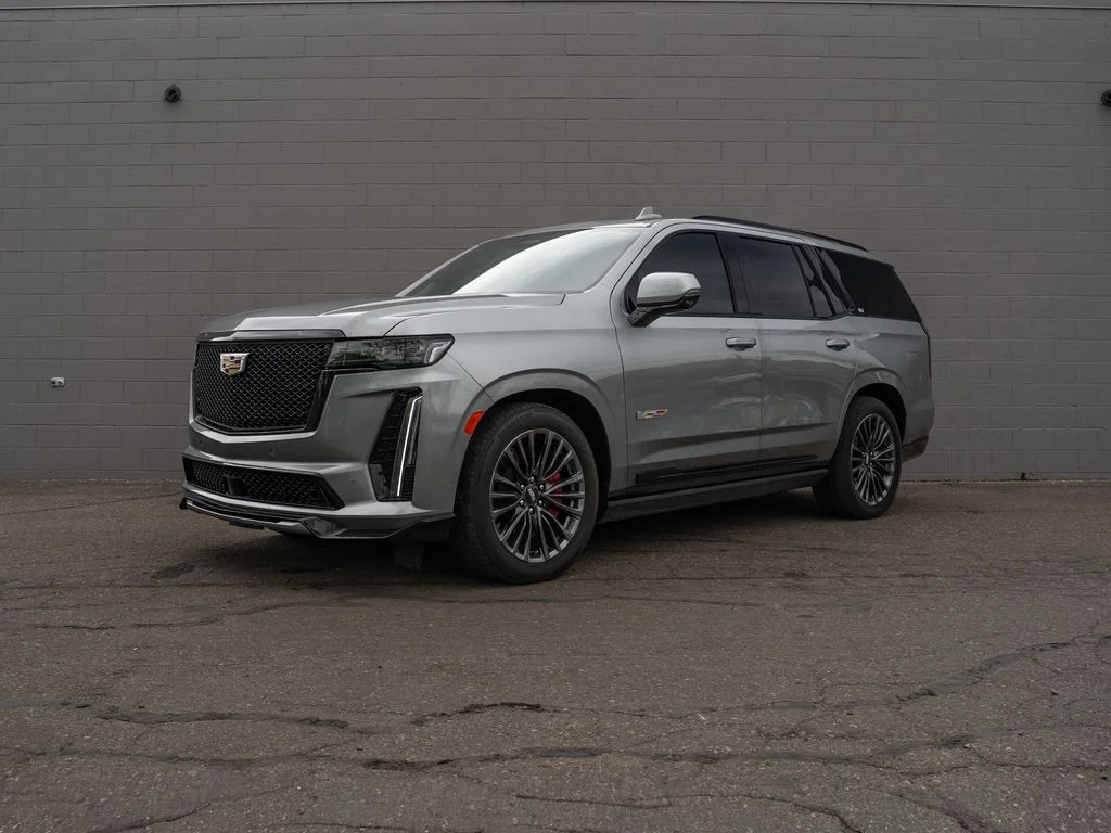 Used 2023 Silver Cadillac V-Series image 1